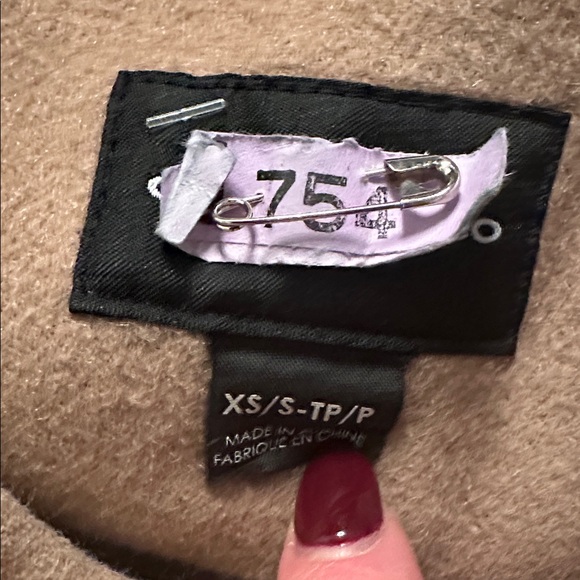 Club Monaco wool Leather trimmed Poncho - Picture 9 of 11